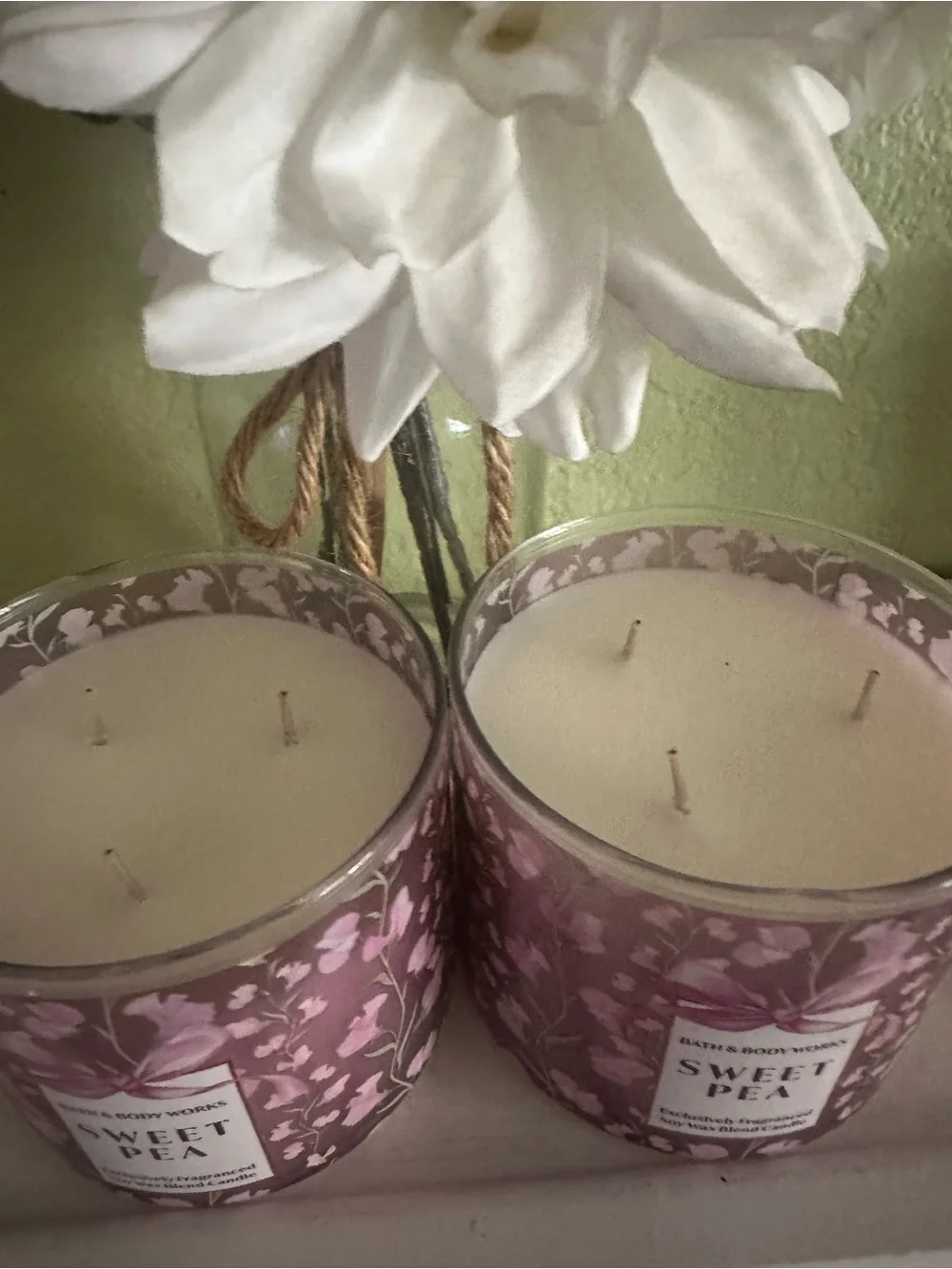 Bath & Body Works Sweet Pea Scented Candle Bundle X2 Pink
